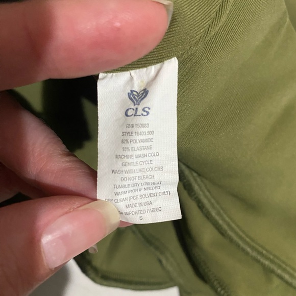 CLS leggings NC Cacto Seaweed V-Back Leggings CLS brand, size small SM. - Picture 6 of 6